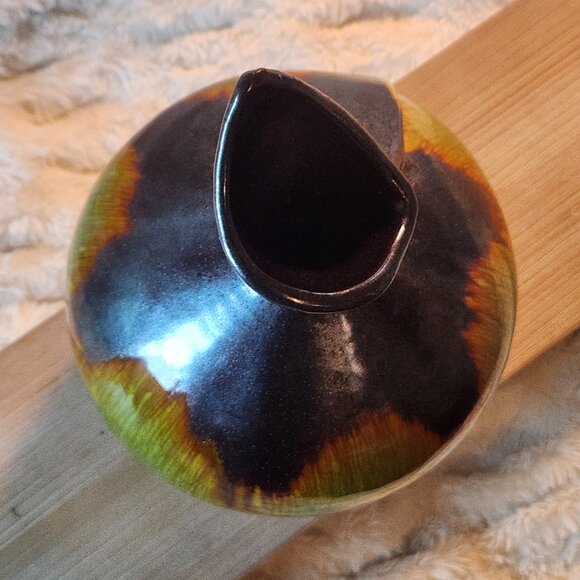 Vintage Art Deco 7.50" L x 7.50" W x 10.50" H (Green & Brown) Drip Glaze Vase - Picture 6 of 10